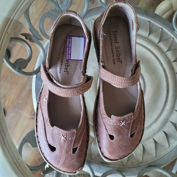 Josef Seibel European comfort shoes, size 8.5, bark color, leather - Picture 5 of 11